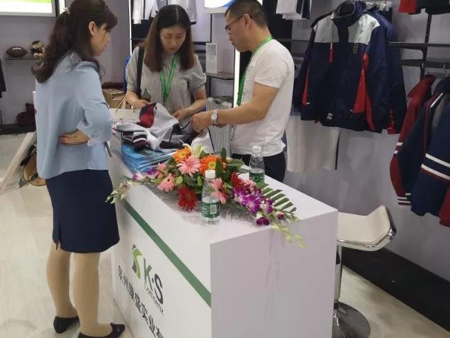 我司赴重慶參加第76界中國(guó)教育裝備展示會(huì)滿載而歸(圖7) 我司赴重慶參加第76界中國(guó)教育裝備展示會(huì)滿載而歸(圖7)