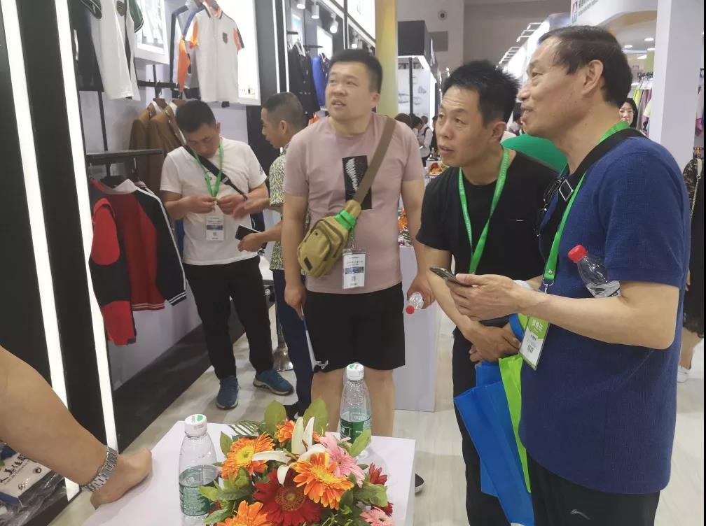 我司赴重慶參加第76界中國(guó)教育裝備展示會(huì)滿載而歸(圖8) 我司赴重慶參加第76界中國(guó)教育裝備展示會(huì)滿載而歸(圖8)